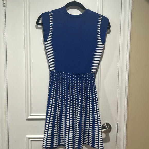 Knitted dress - Picture 4 of 4